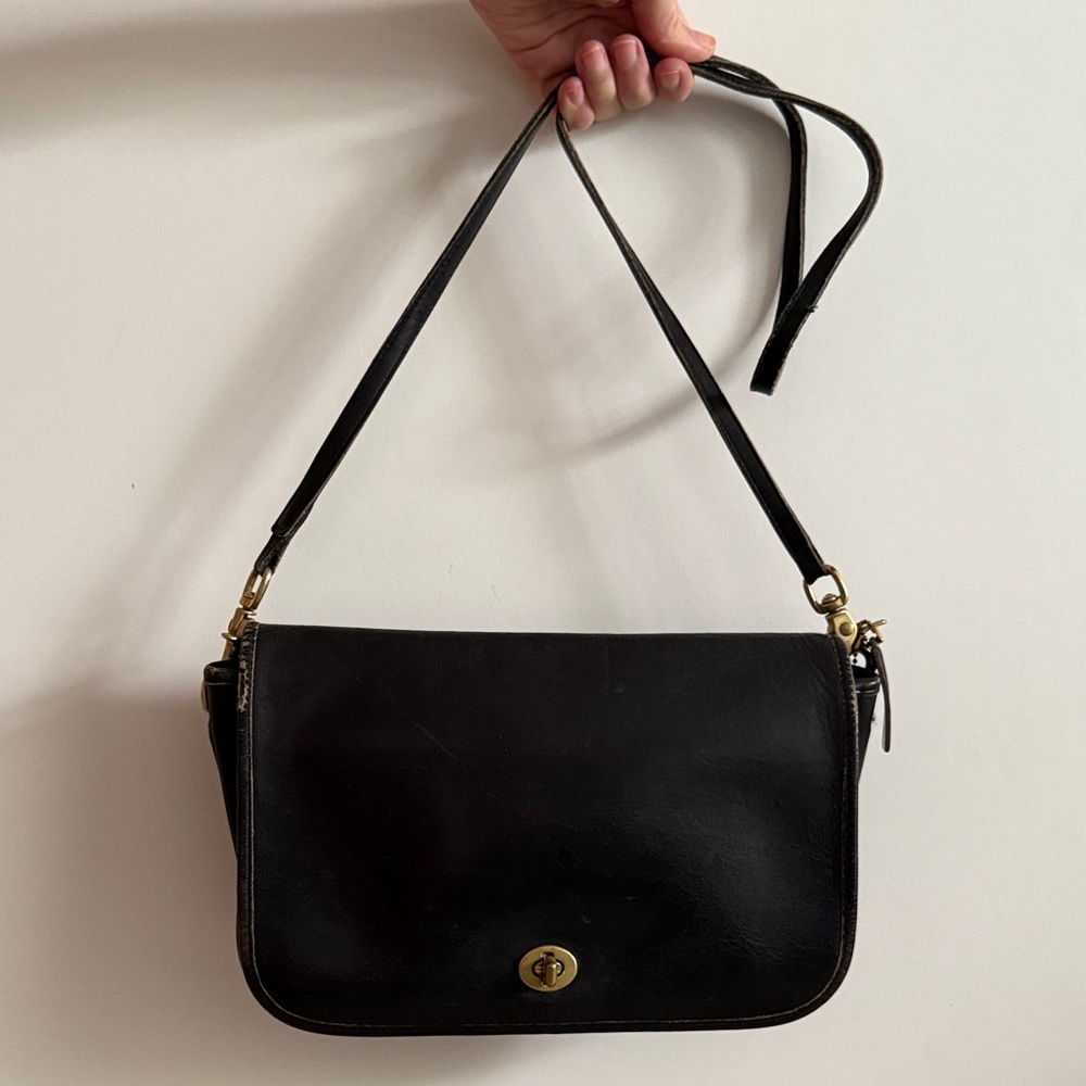 Coach Vintage Black Leather Shoulder Bag